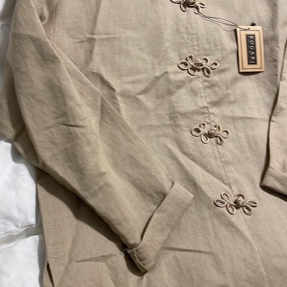 NWT - Bihari Studio - Tan Blouse - Medium - Picture 4 of 6